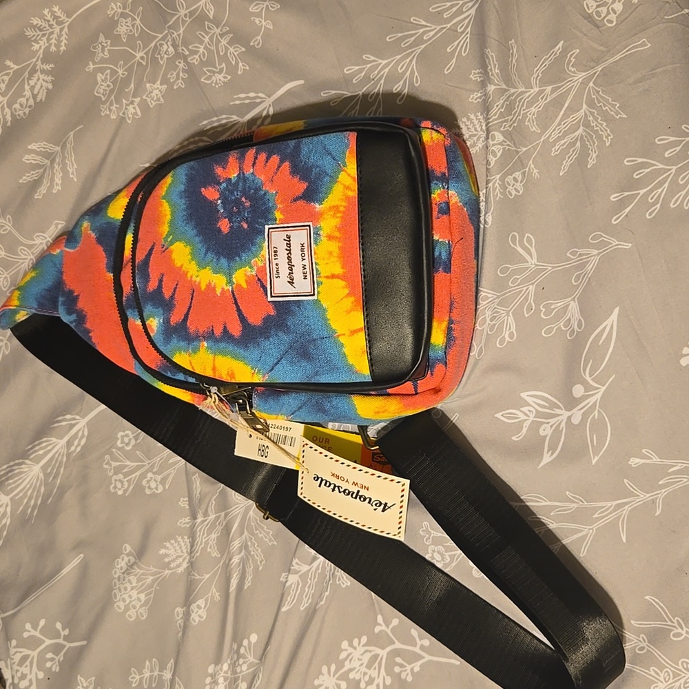 Aeropostale sling bag